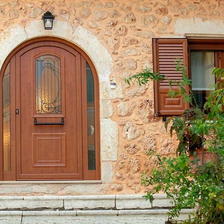 George'S Home Василики Екстериор снимка